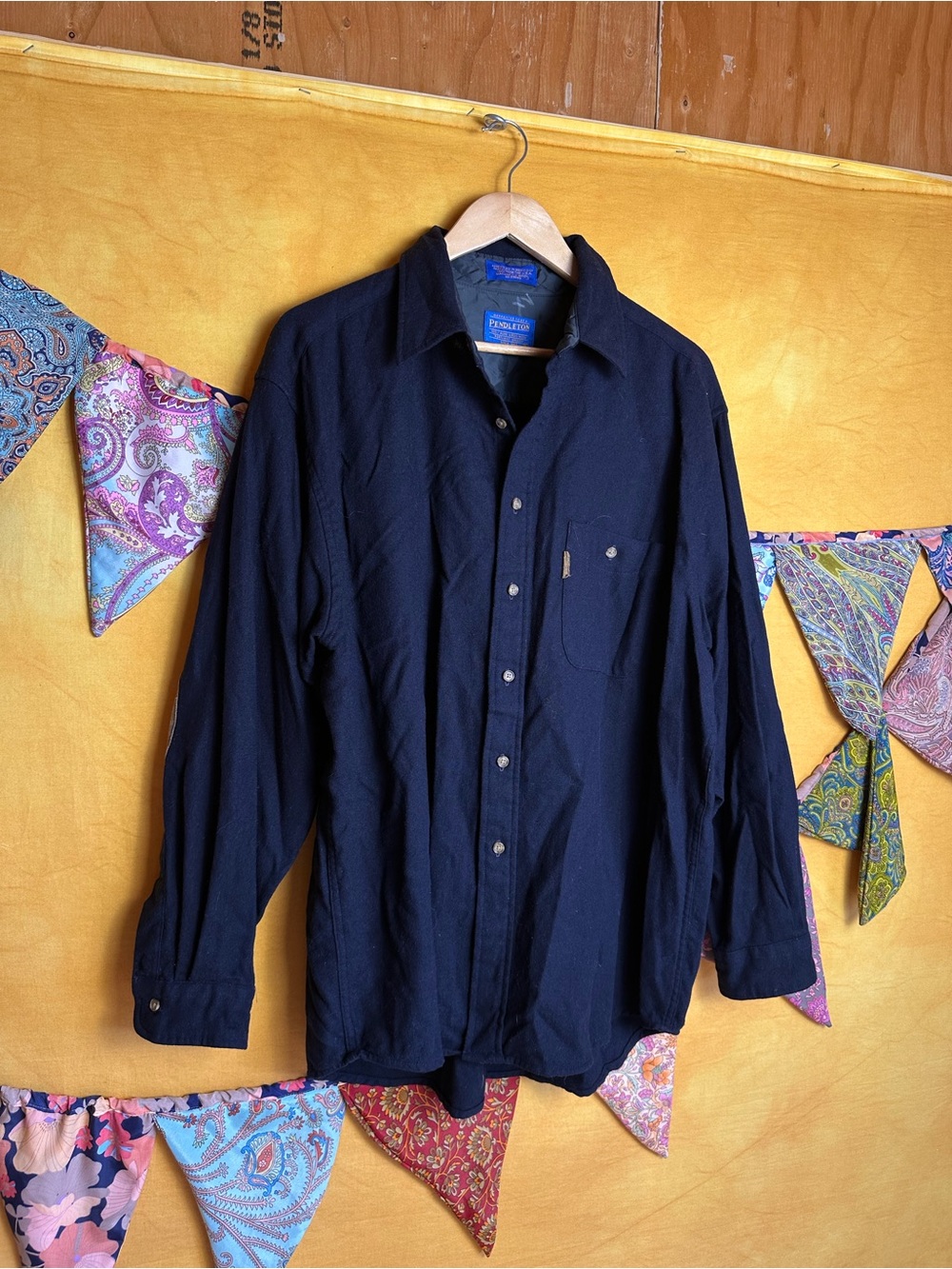 Pendleton Men's Dark Navy Long-Sleeve Button-Up Trail Shirt